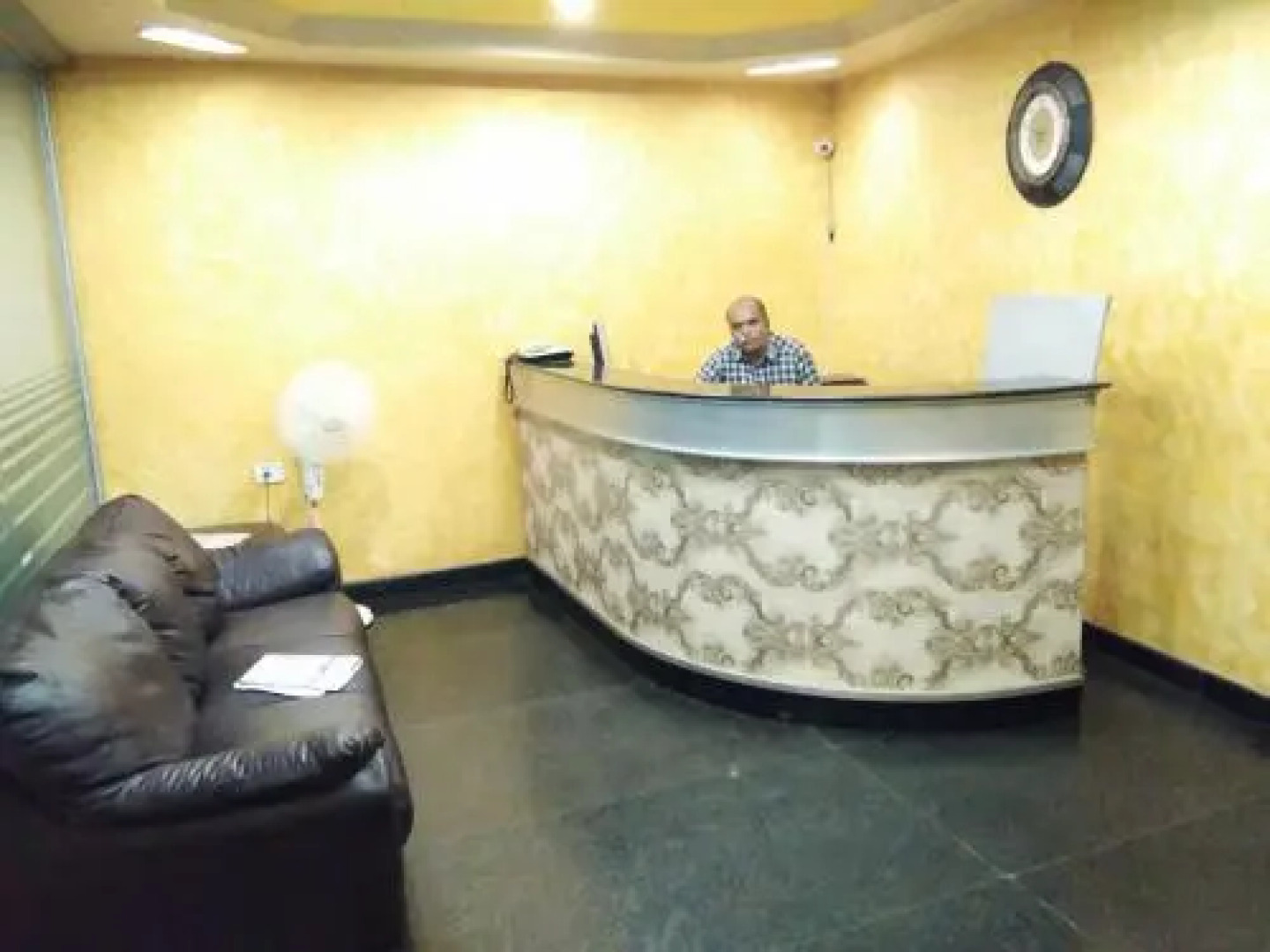 Hotel GGT Grand