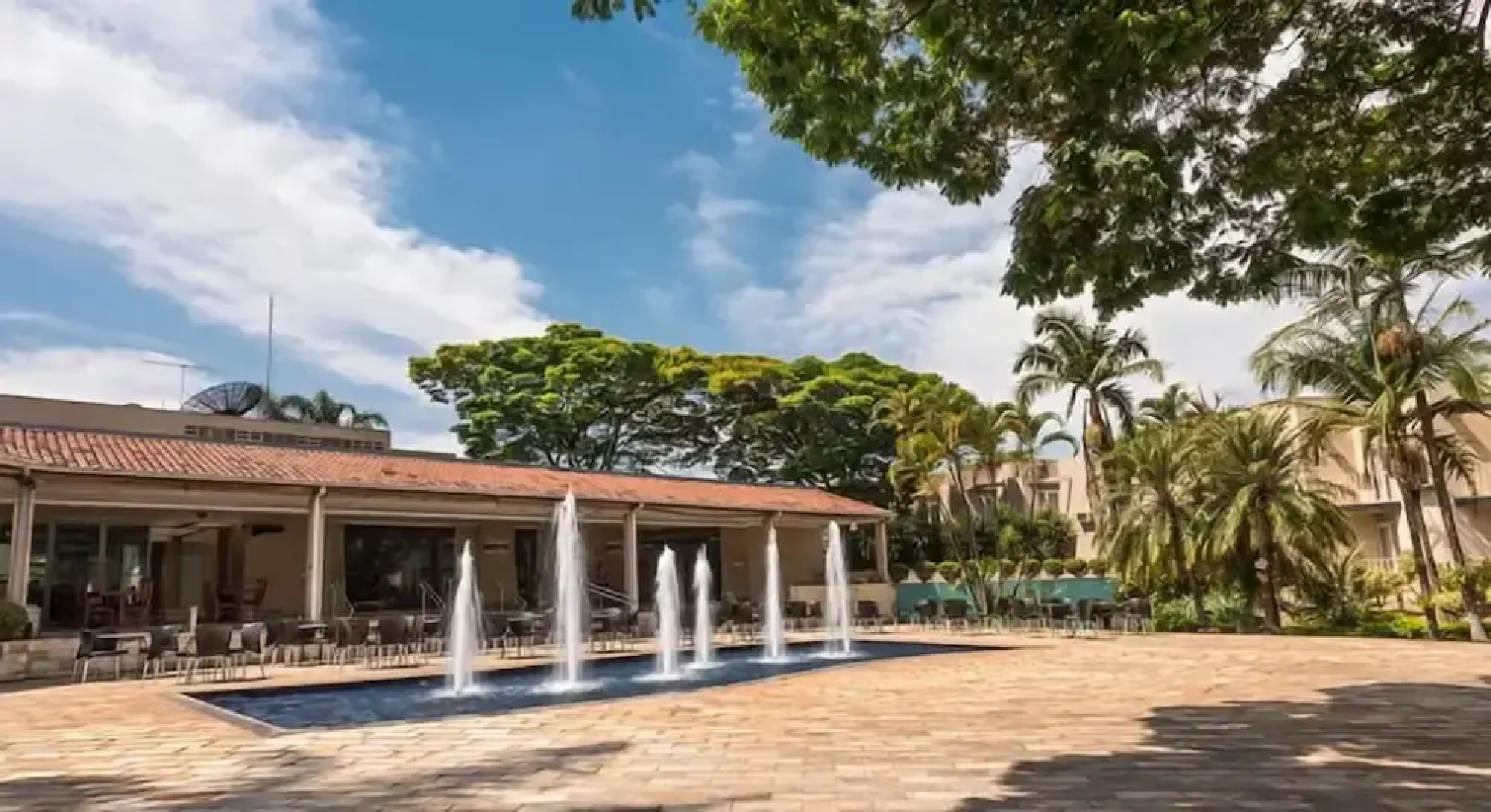 Actuall Convention by Summit Hotels