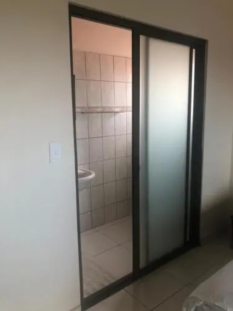 Road House Guest House