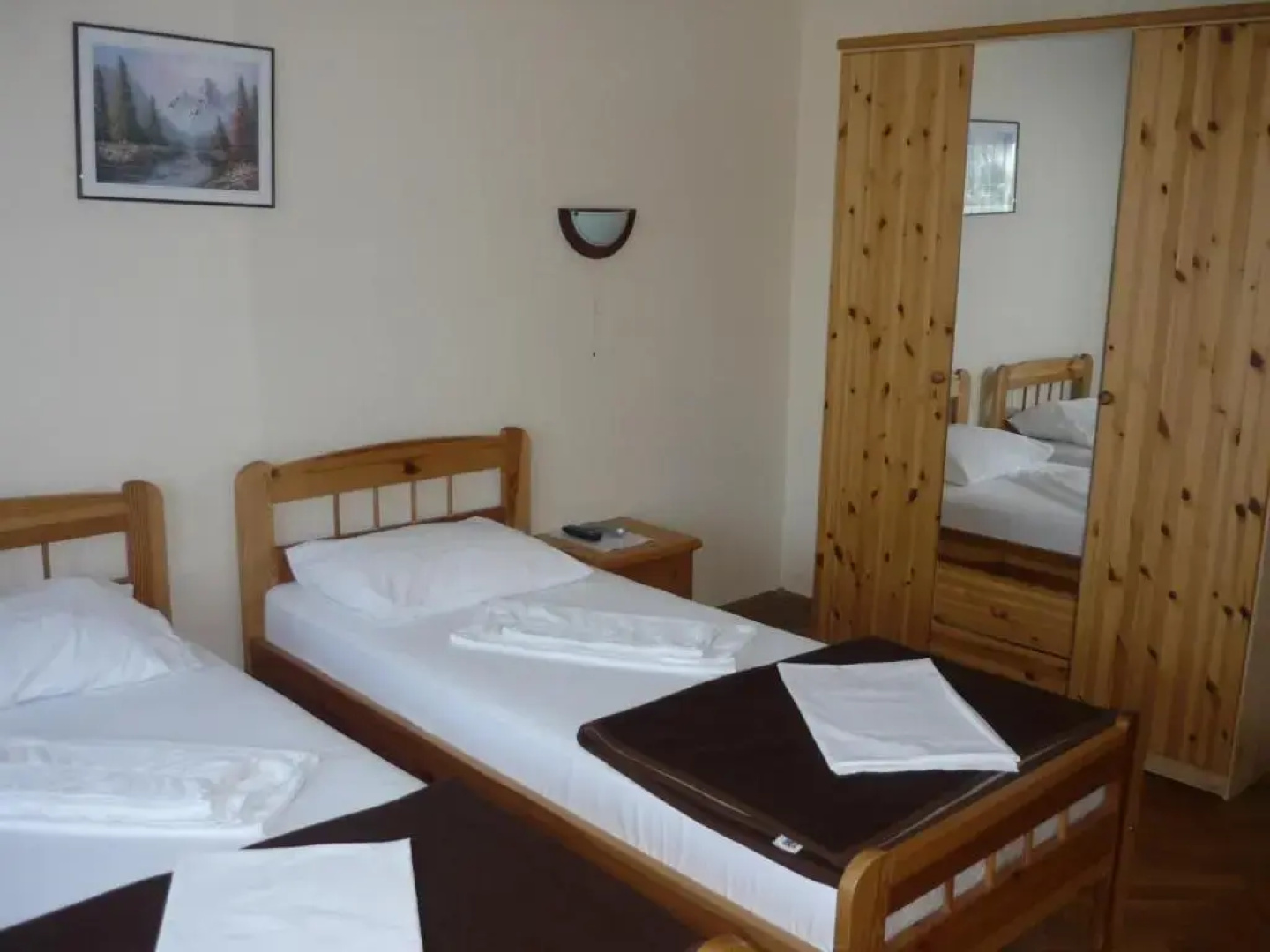 Rooms Bijela Ruža