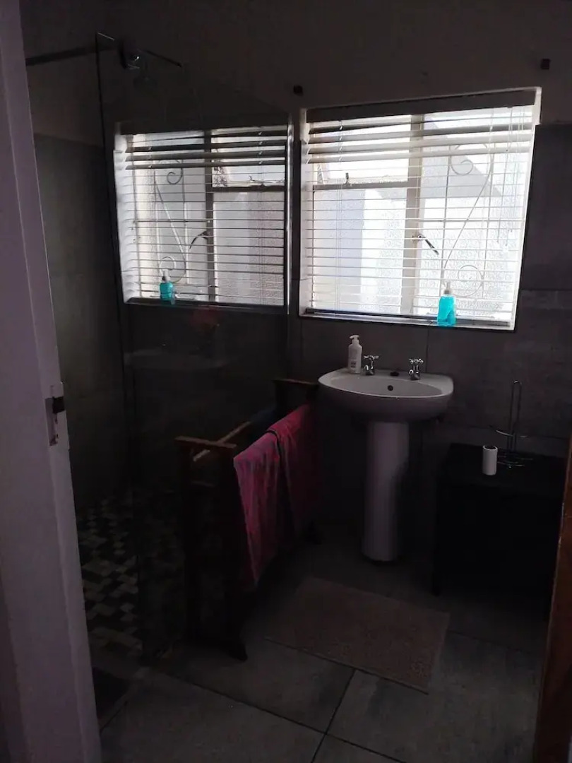 Charming 3-bed House in Beaufort West