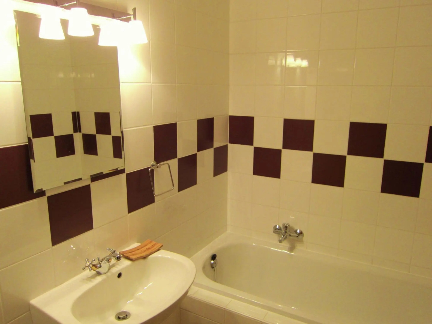 Cozy Bedrooms Cottage, Soumoy