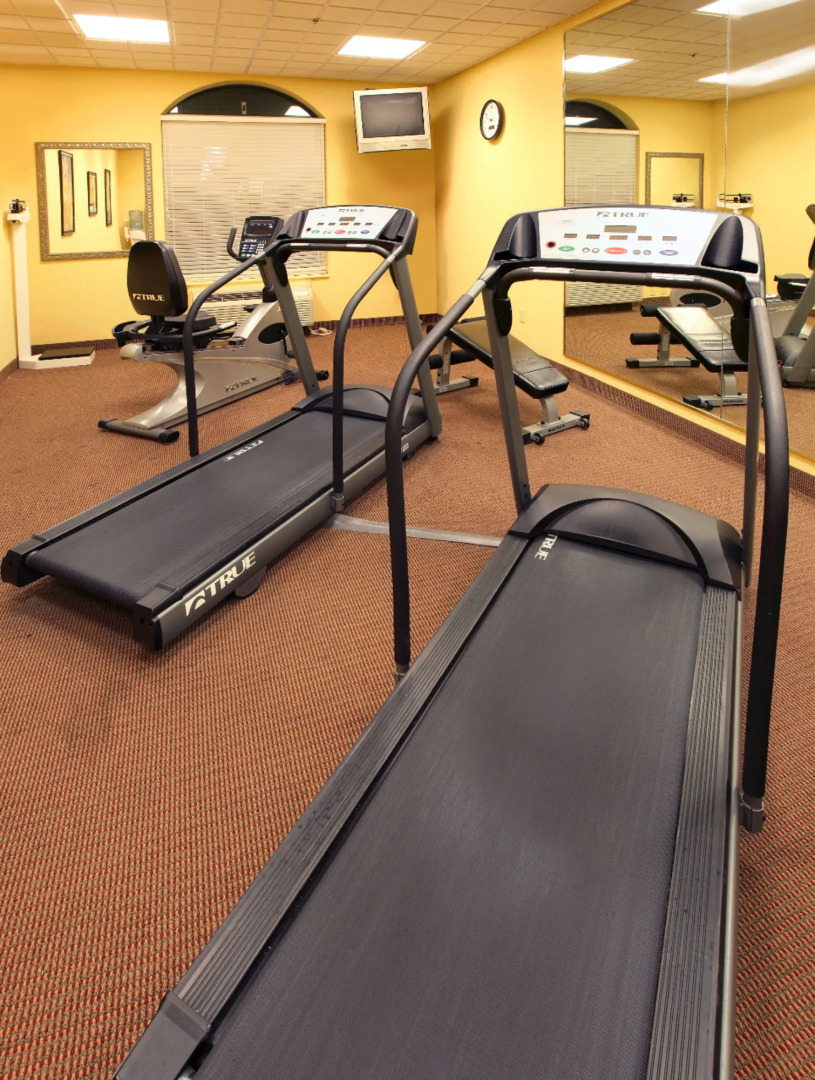 Holiday Inn Express & Suites Shreveport South Park Plaza by IHG