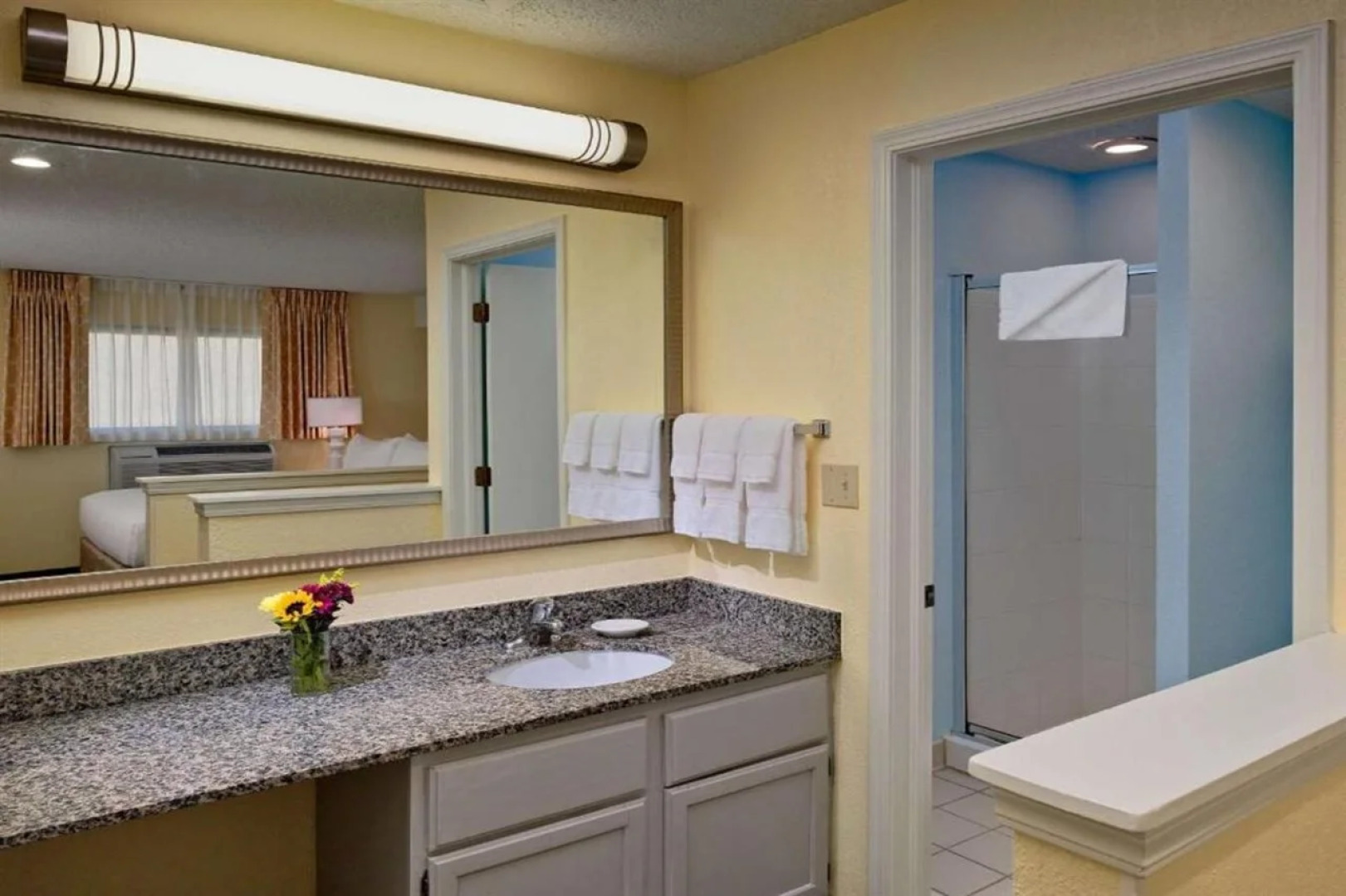 Sonesta ES Suites St. Louis - Chesterfield