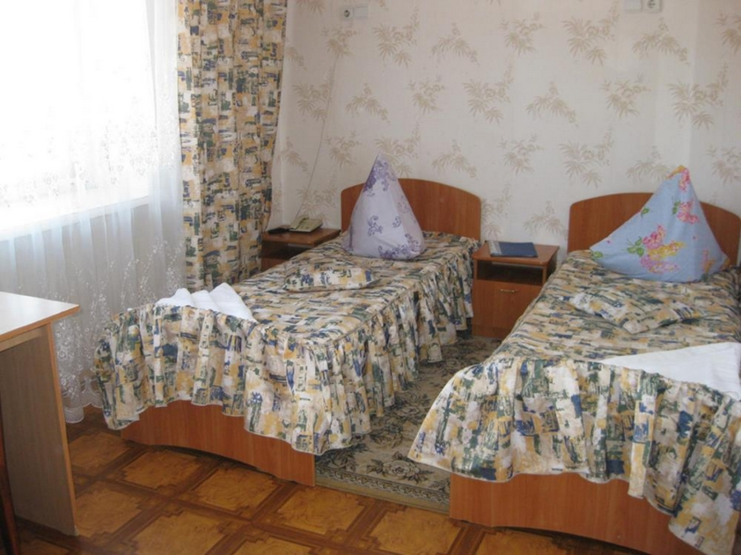 У Трех пещер