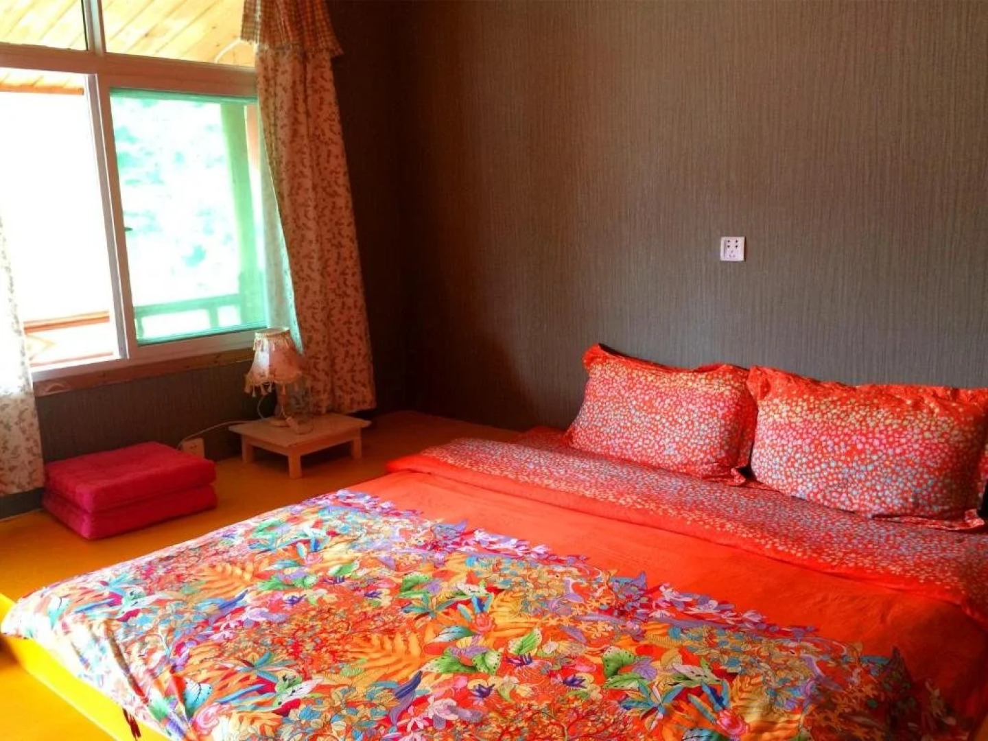 Fenghuang Soft Time Inn