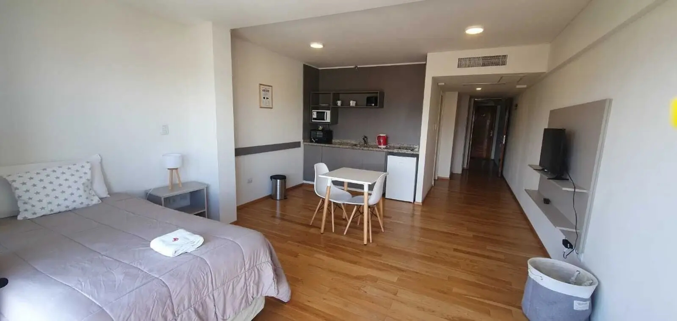 Apart Hotel Quijote by DOT Suites