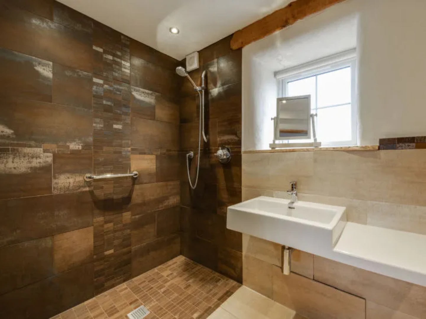 Holiday Home Llety'r Mynach