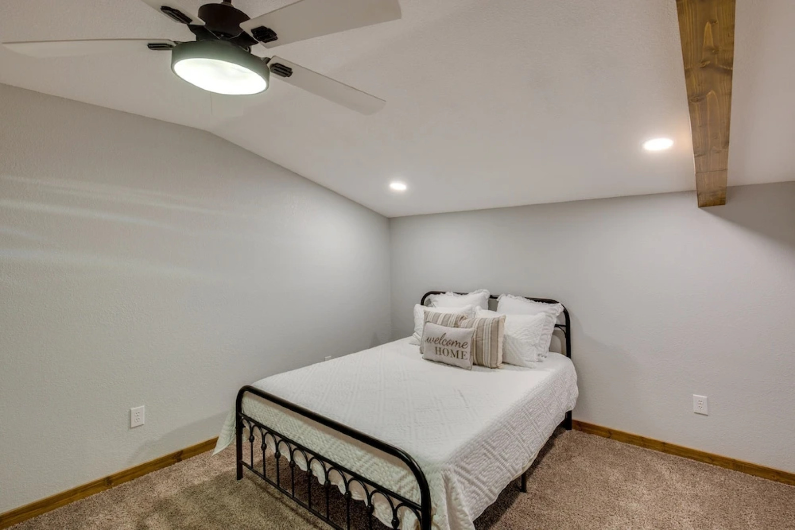 Peaceful Yantis Retreat - 1 Mi to Lake Fork!