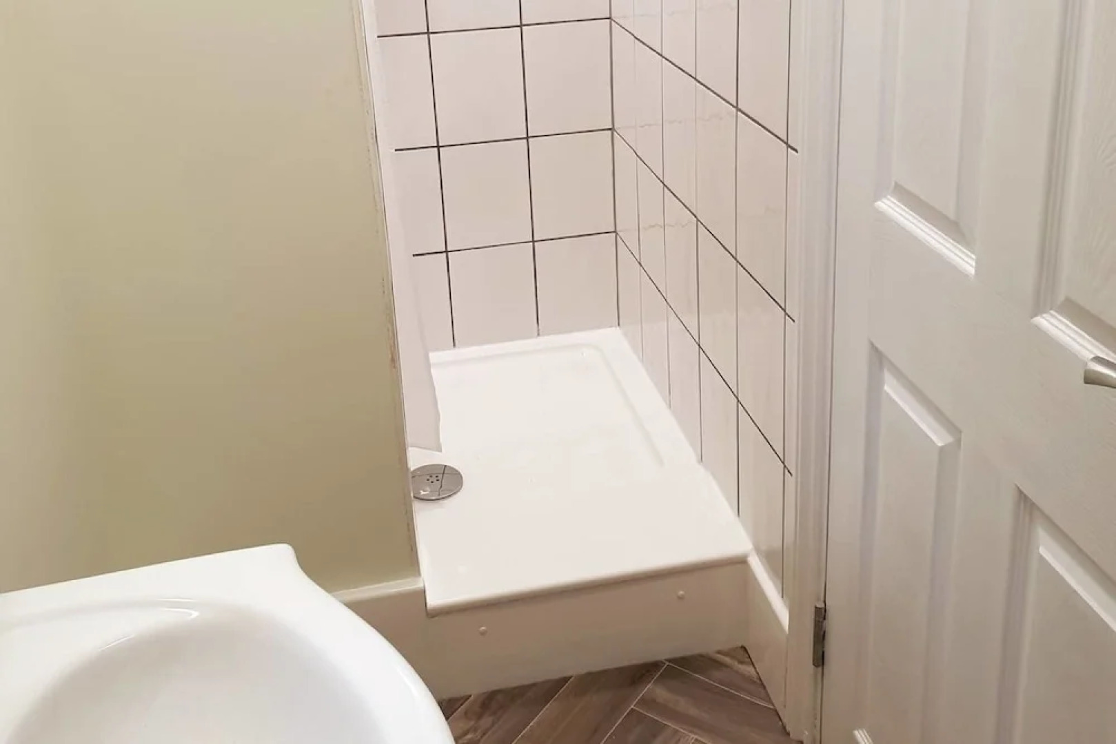 Quiet 2 Bedroom Apartment