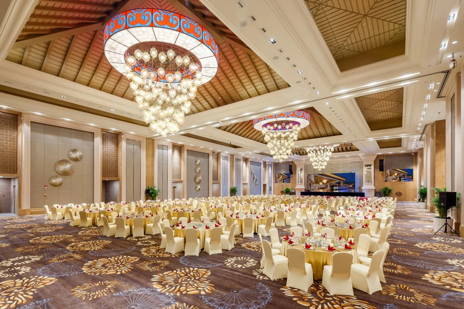 Felton Grand Hotel Bazhong