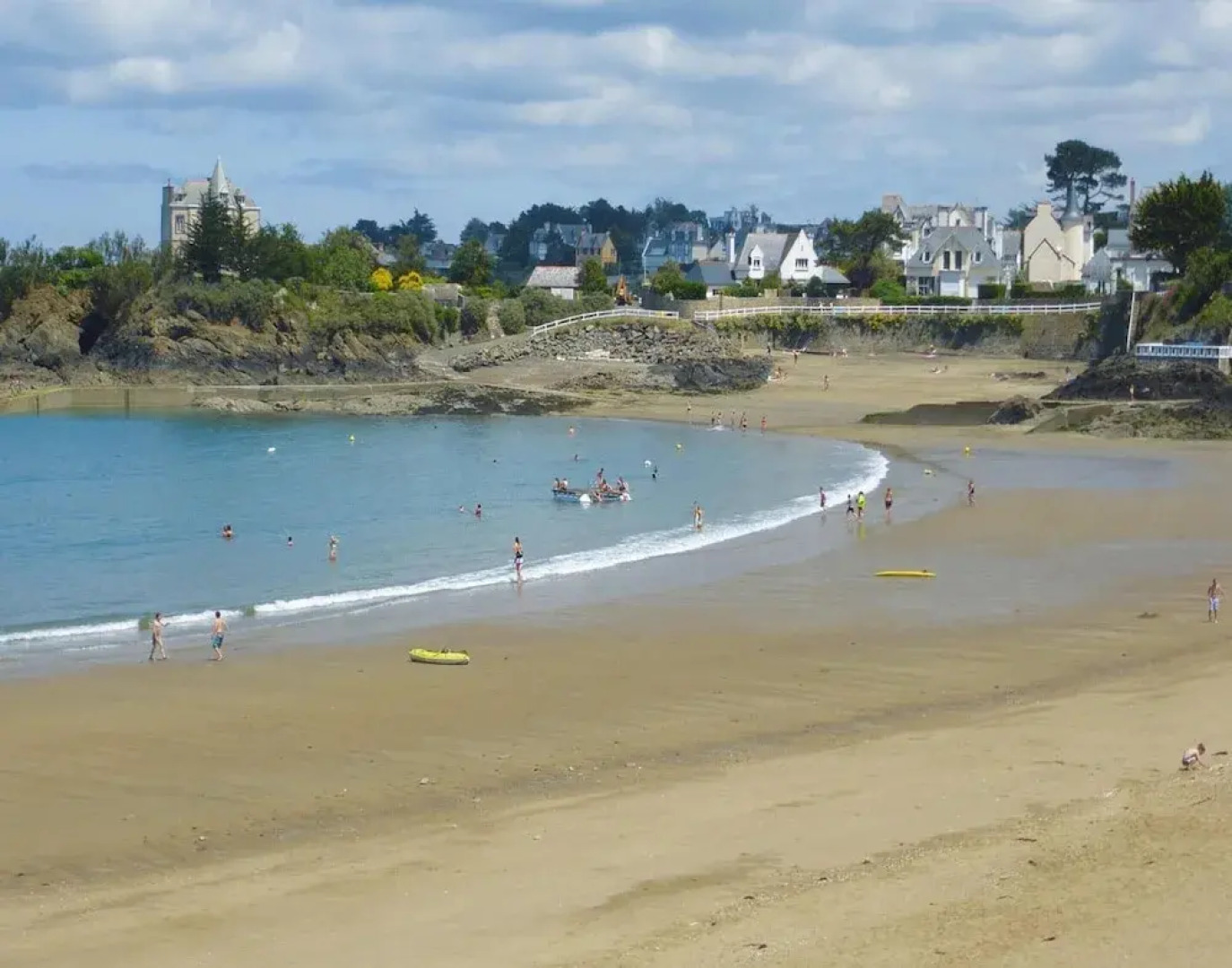 House in St. Quay Near Gr34 and Beaches