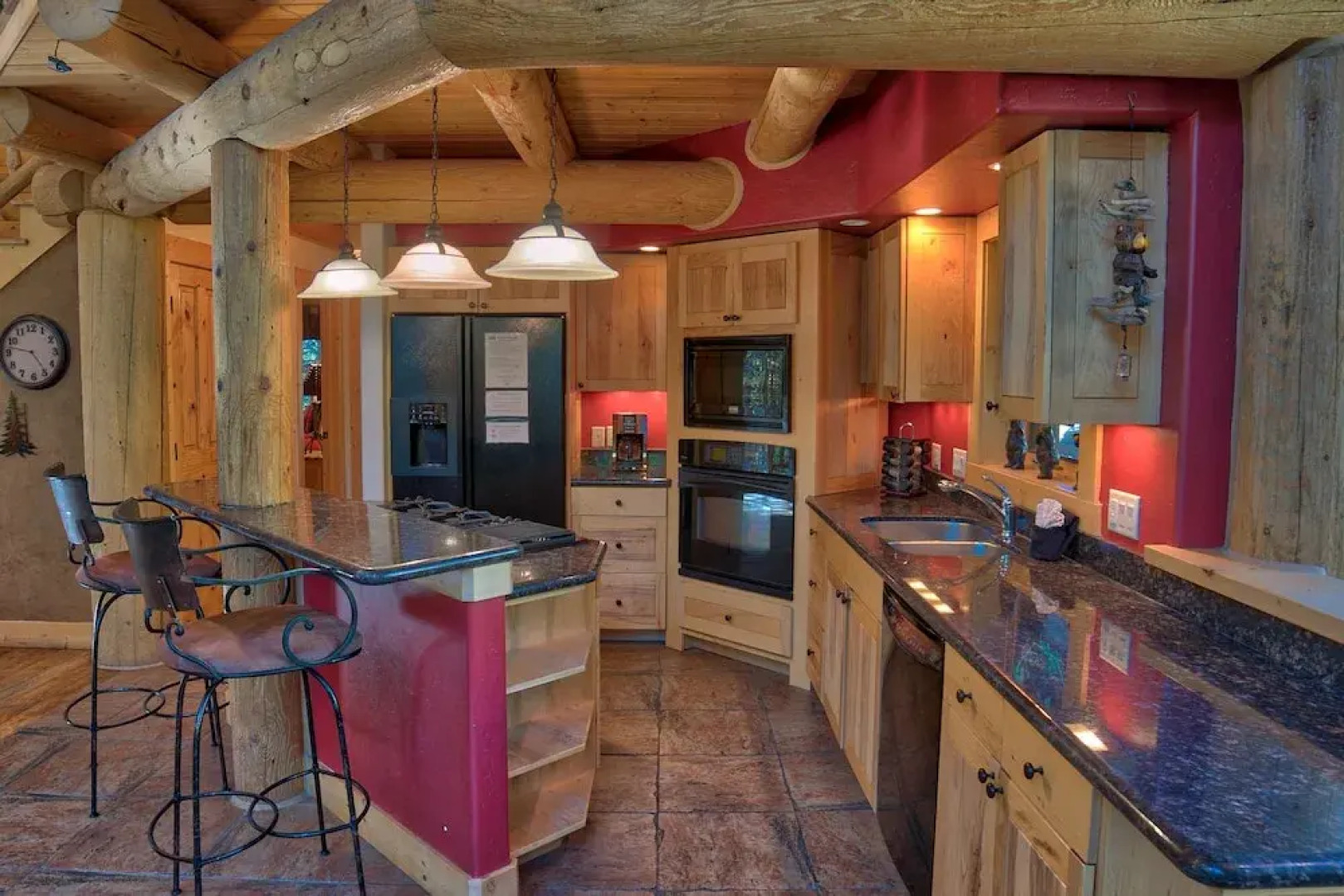 114 Mark Court Private Home with Hot Tub