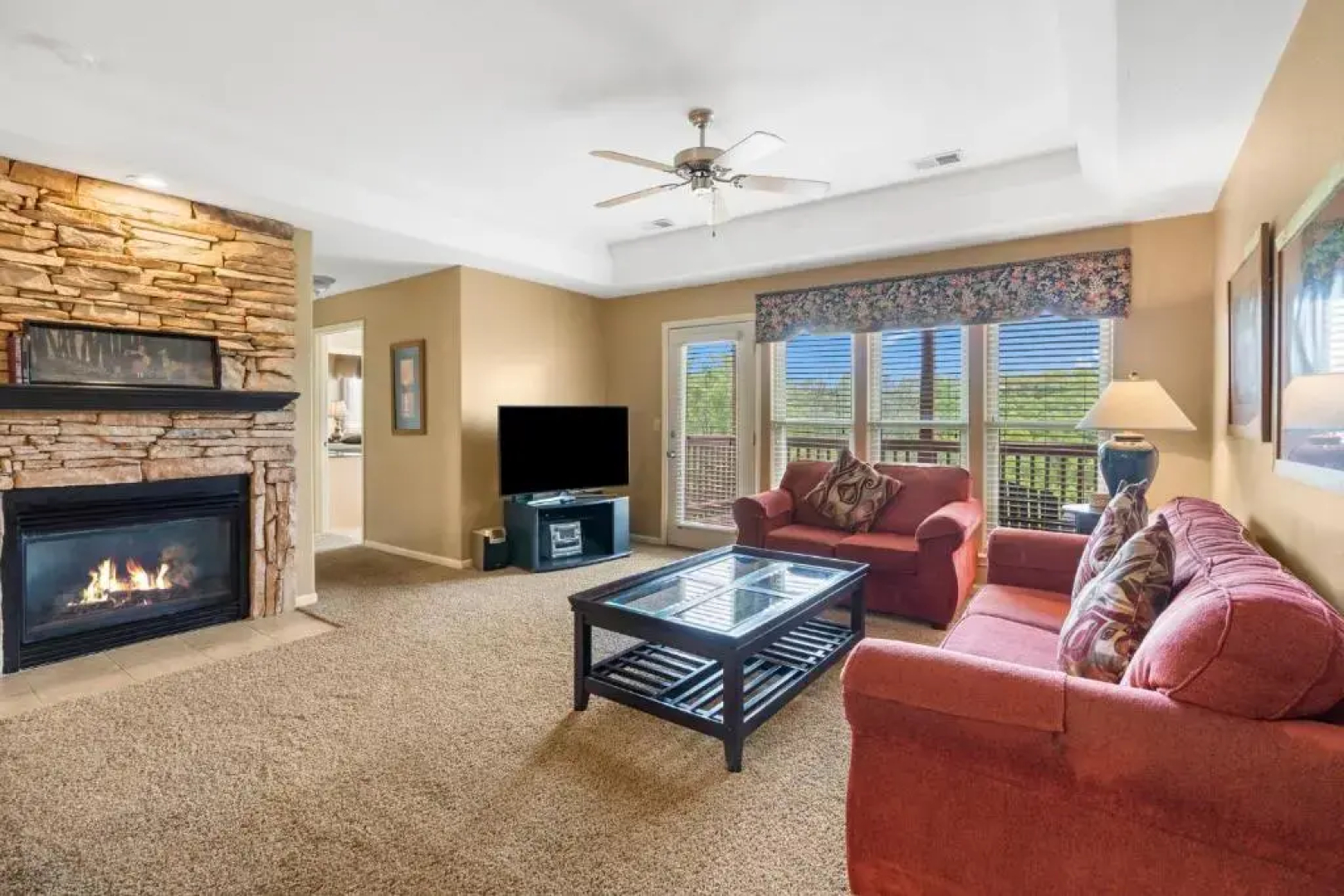 Stonebridge Village - Reeds Spring