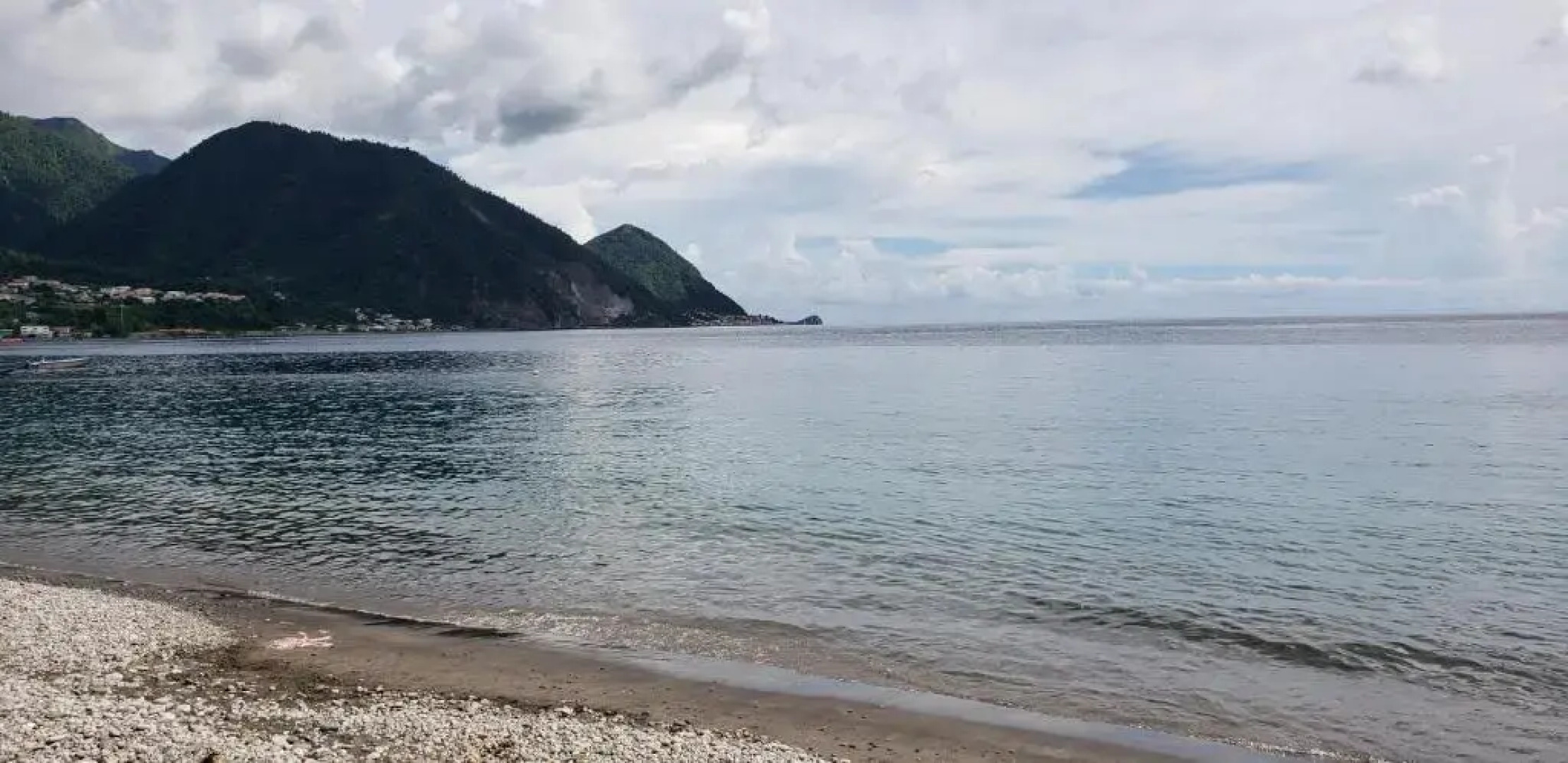 Roseau Hostel And Beach Front Property