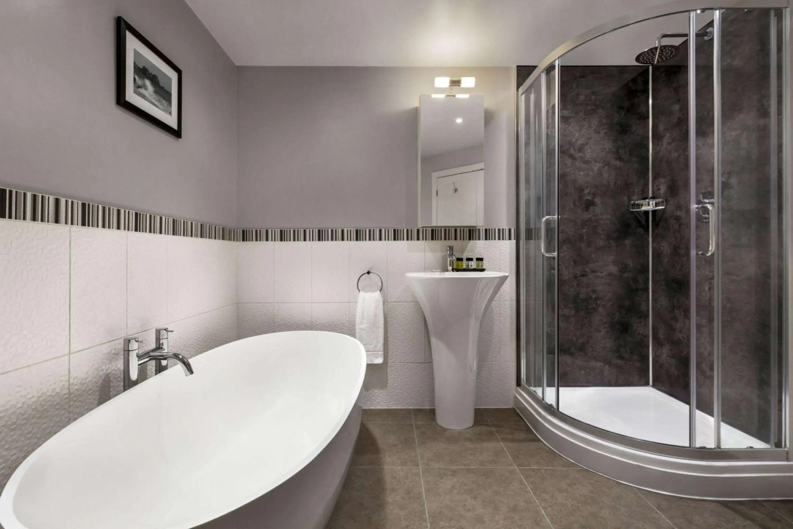 Trenython Manor Hotel & Spa