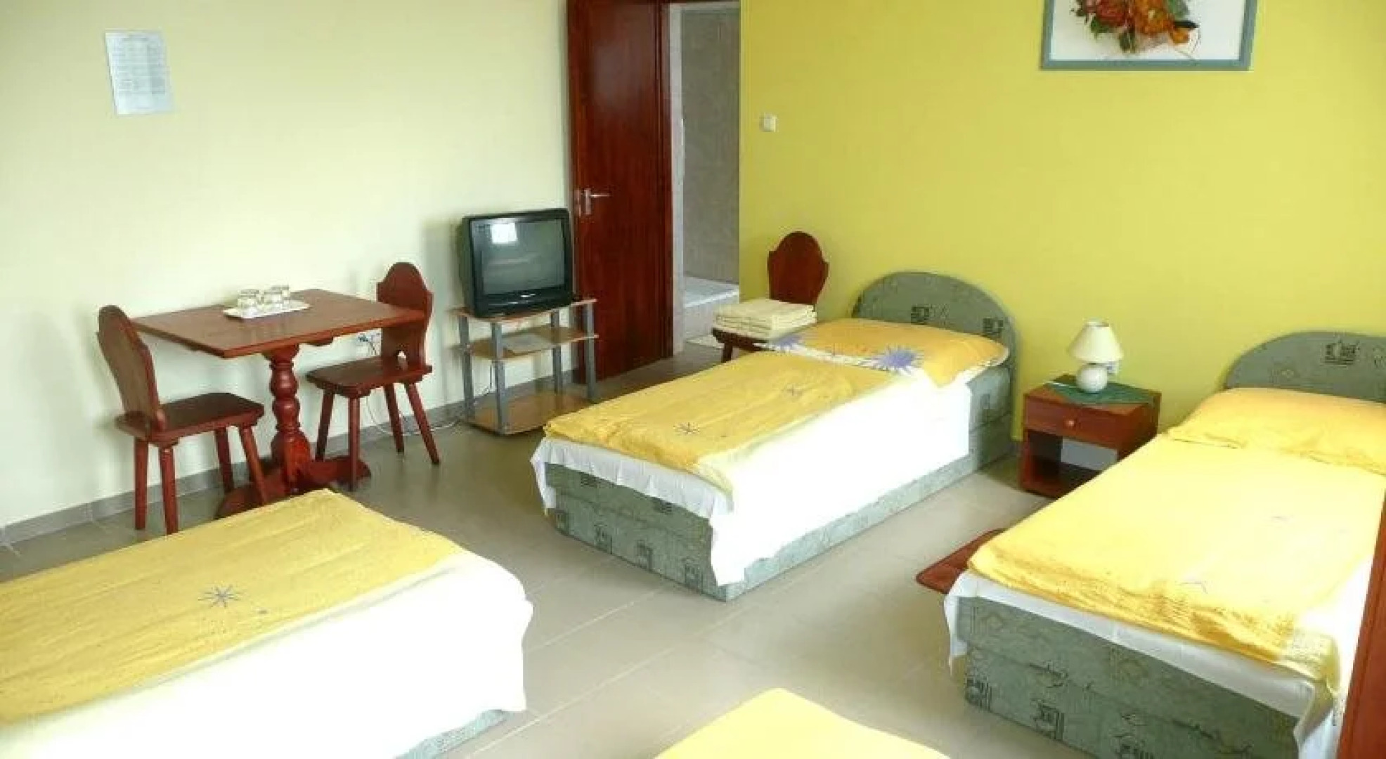 Popeye Pension & Restaurant