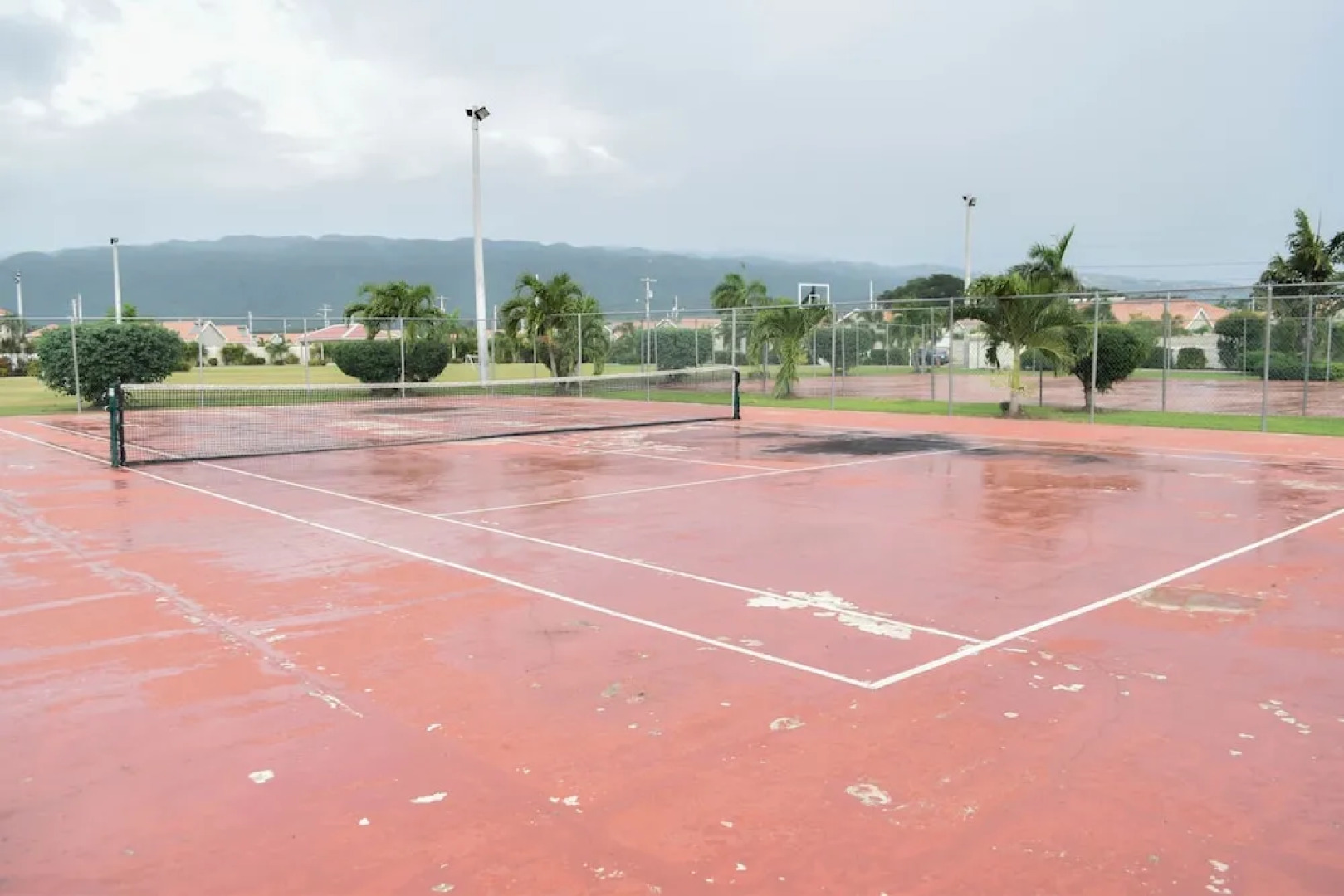 Caymanas Adrian's Vacation House