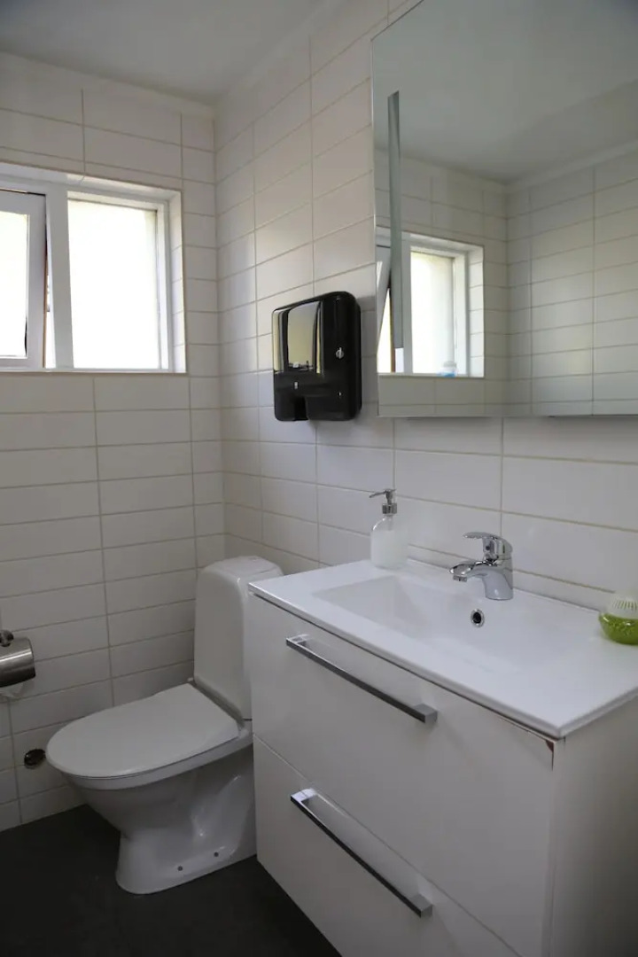 Old Cottage - Reynivellir II