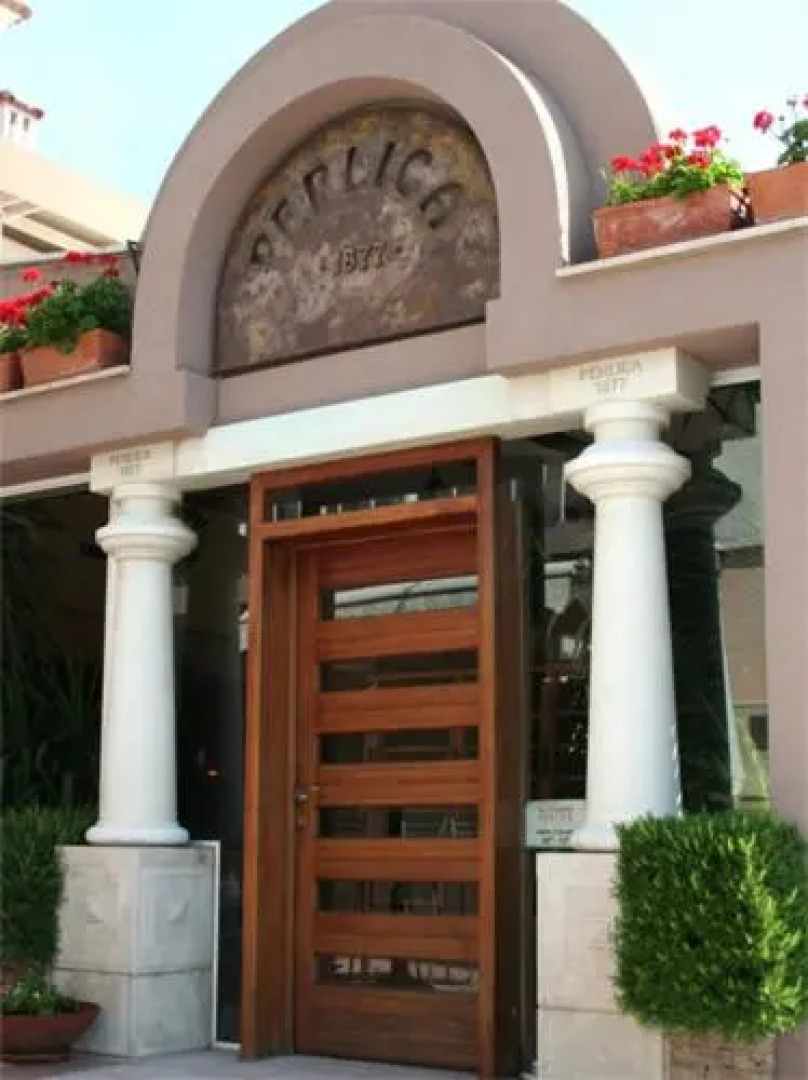 Room and Apartment Perlica