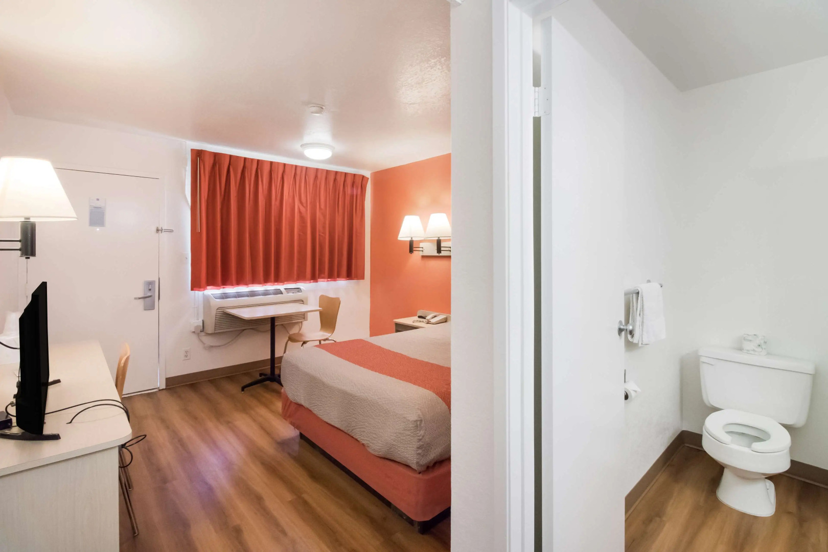 Motel 6 Moses Lake, WA