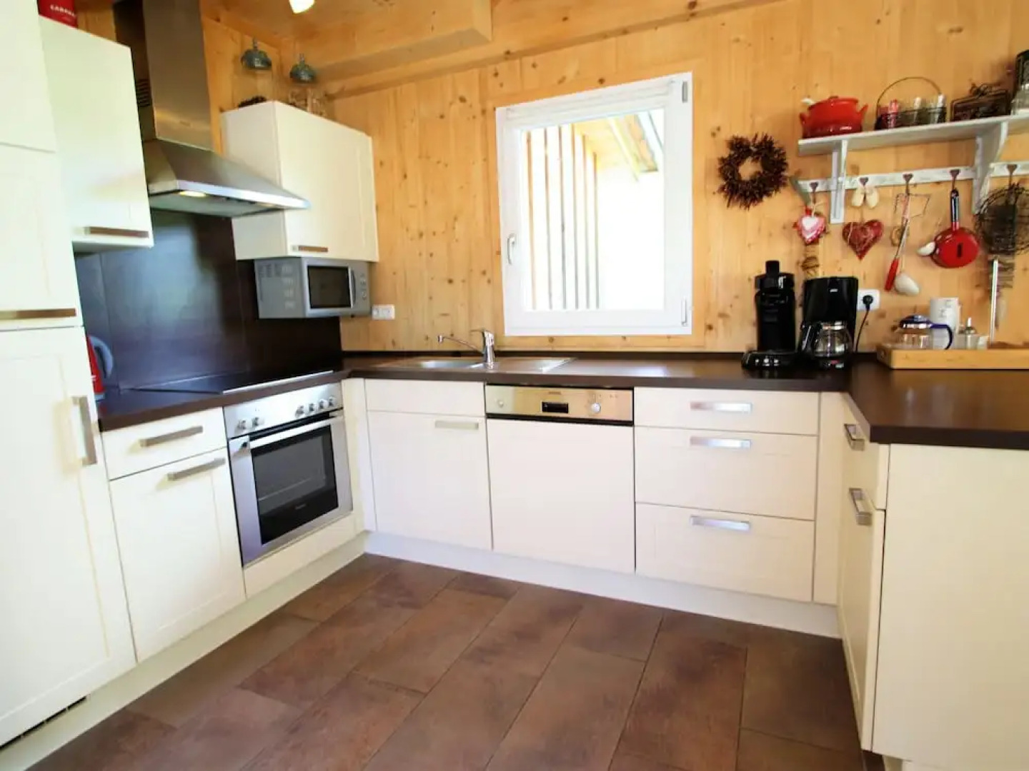 Fancy Chalet in Hohentauern With Sauna & Mountain Views