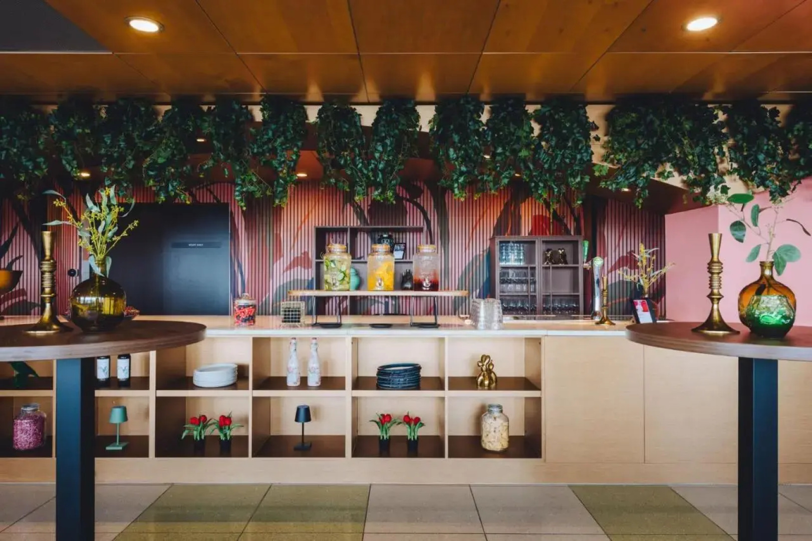 Leonardo Hotel IJmuiden Seaport Beach