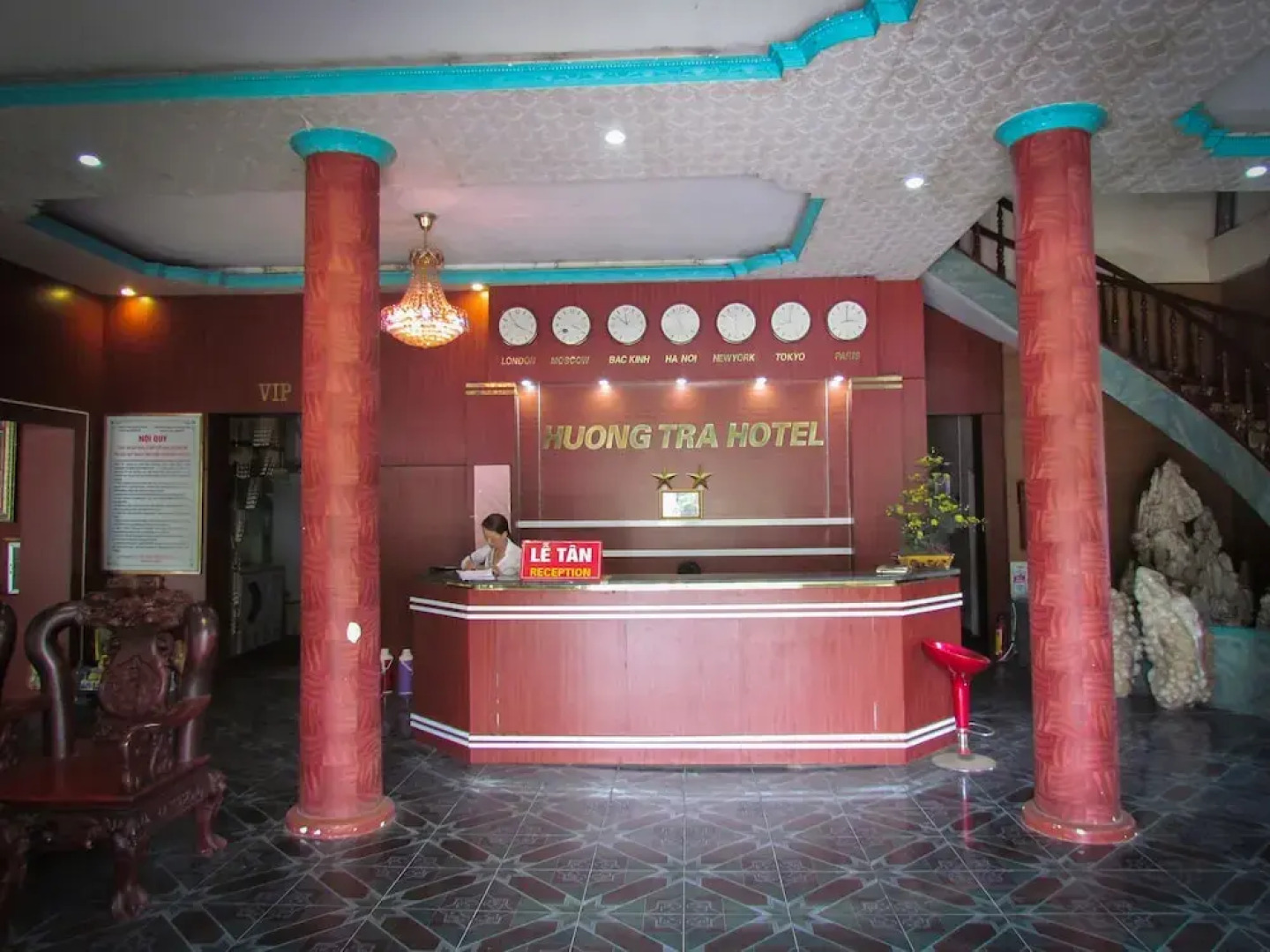 Huong Tra Hotel