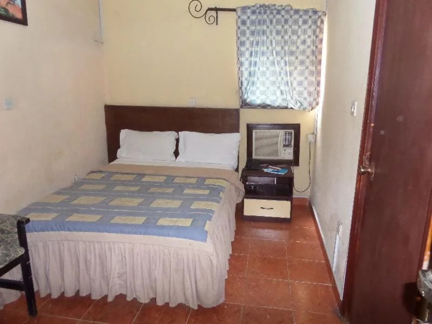 Neniv Hotel by Ecosignature