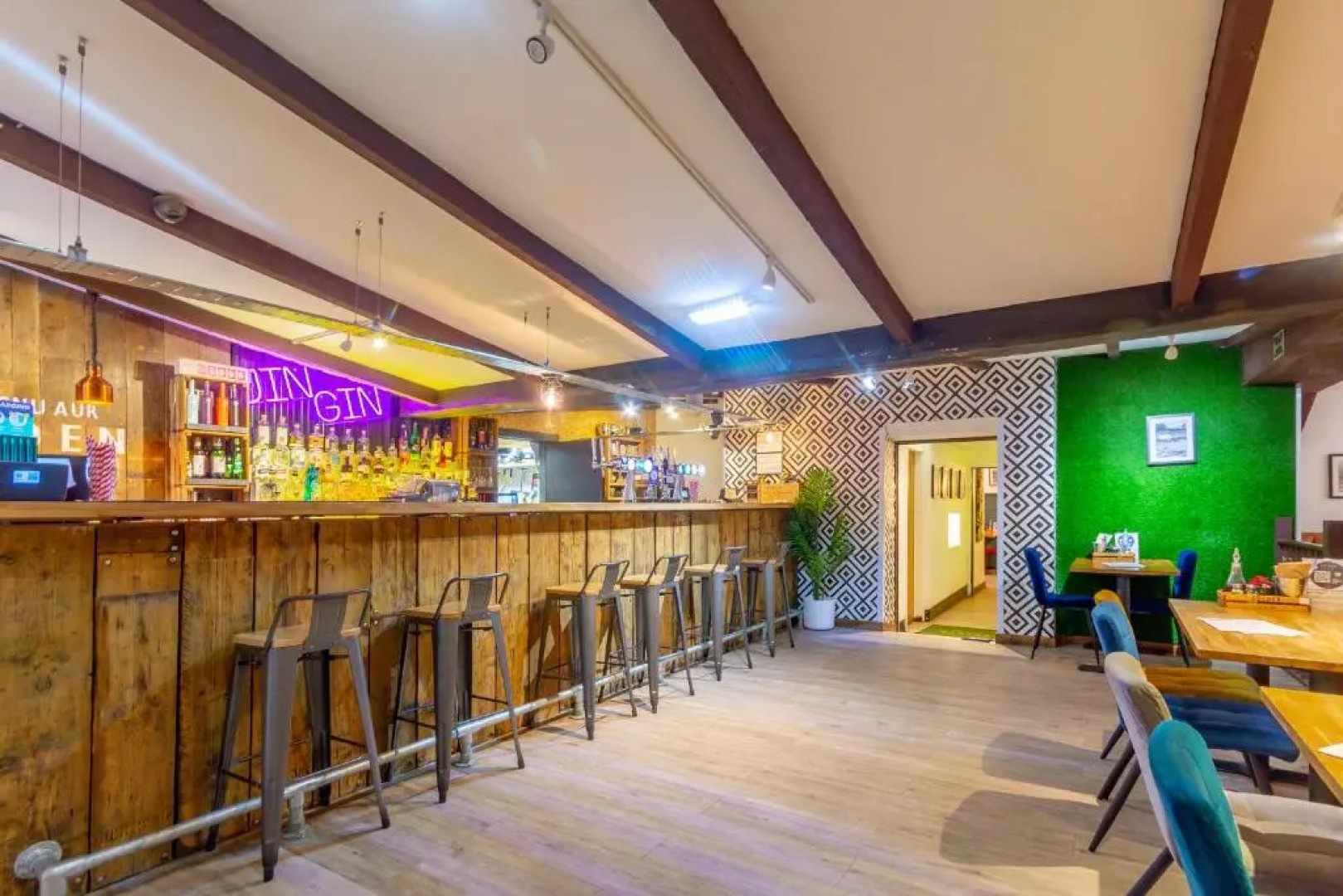 Golden Fleece Inn Tremadog