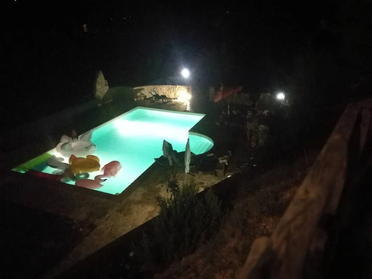 Portion of a Farmhouse With 30 Beds - 4 Apartments and 2 Rooms