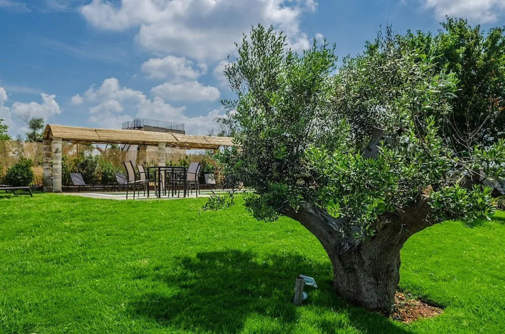 Torre Dell'Alto Mare
