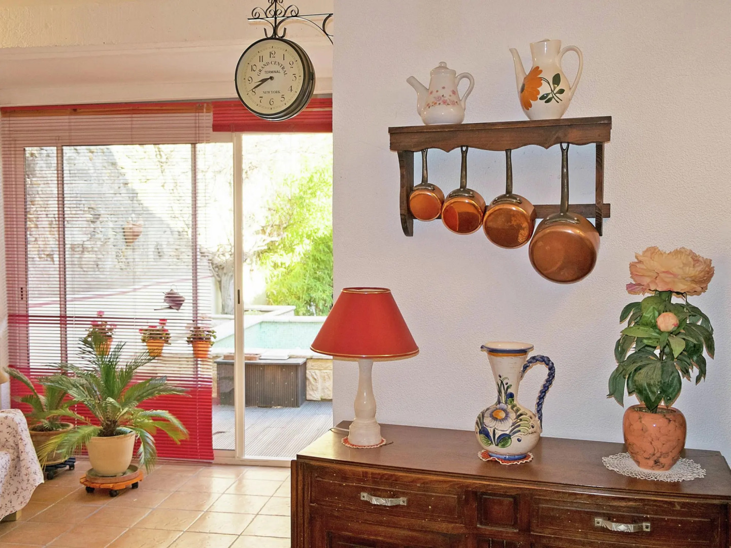 Alluring holiday home in Cazouls D'hérault with pool