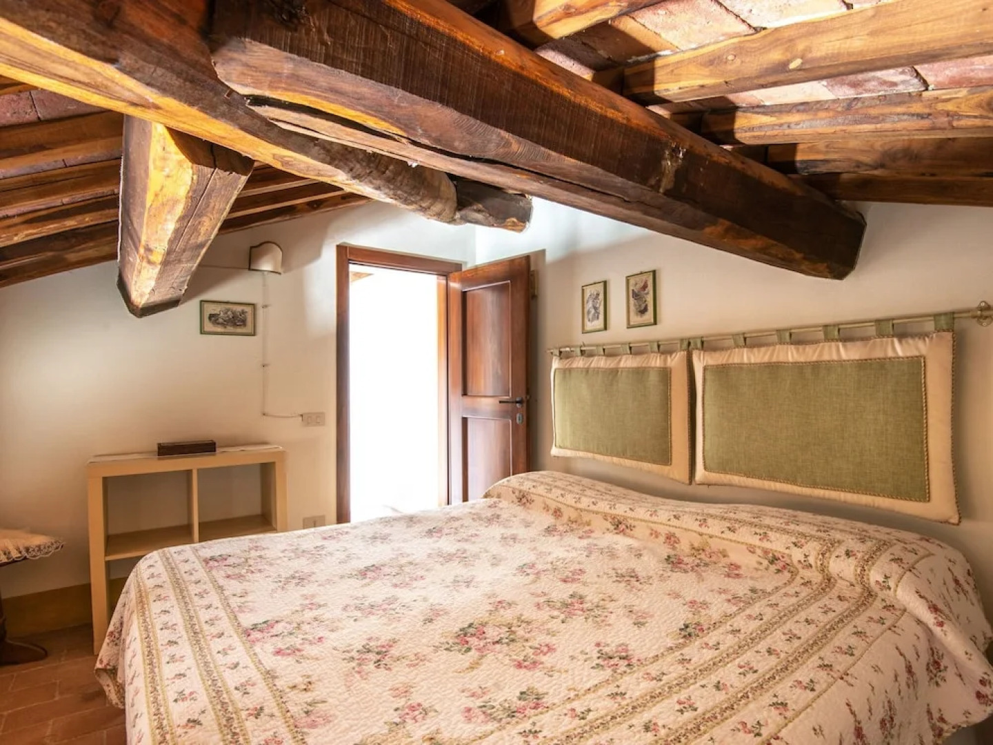 Secluded Apartment in Rapolano Terme with Garden