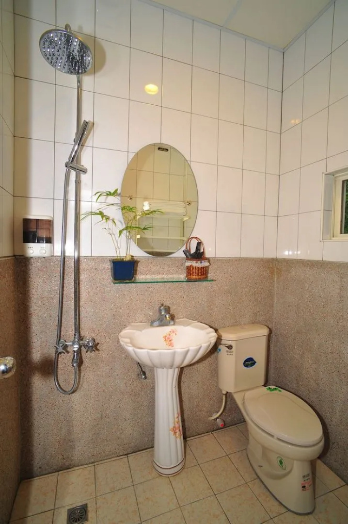 Bamboo Paradise Resort & The Bamboo Inn