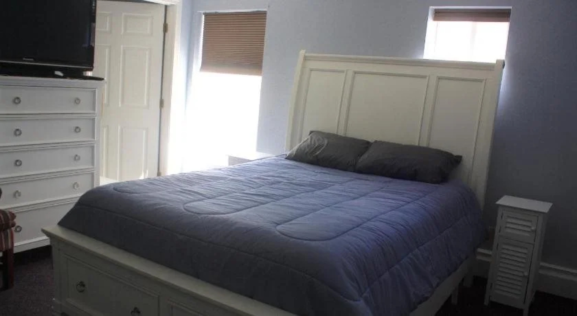 Rally Point Inn And Pub