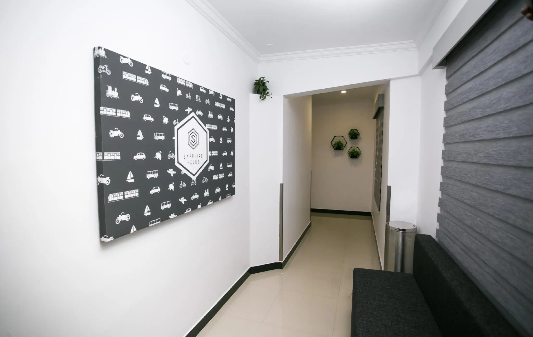 Sapphire Club Metro Hotel