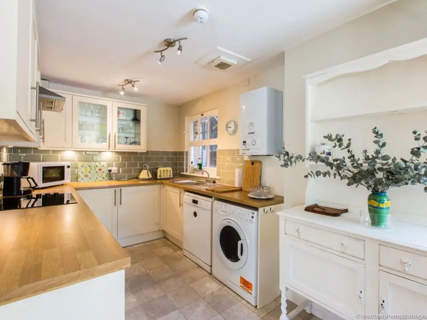 Elegant 3bdr Apartment in Hove Close to the Beach!