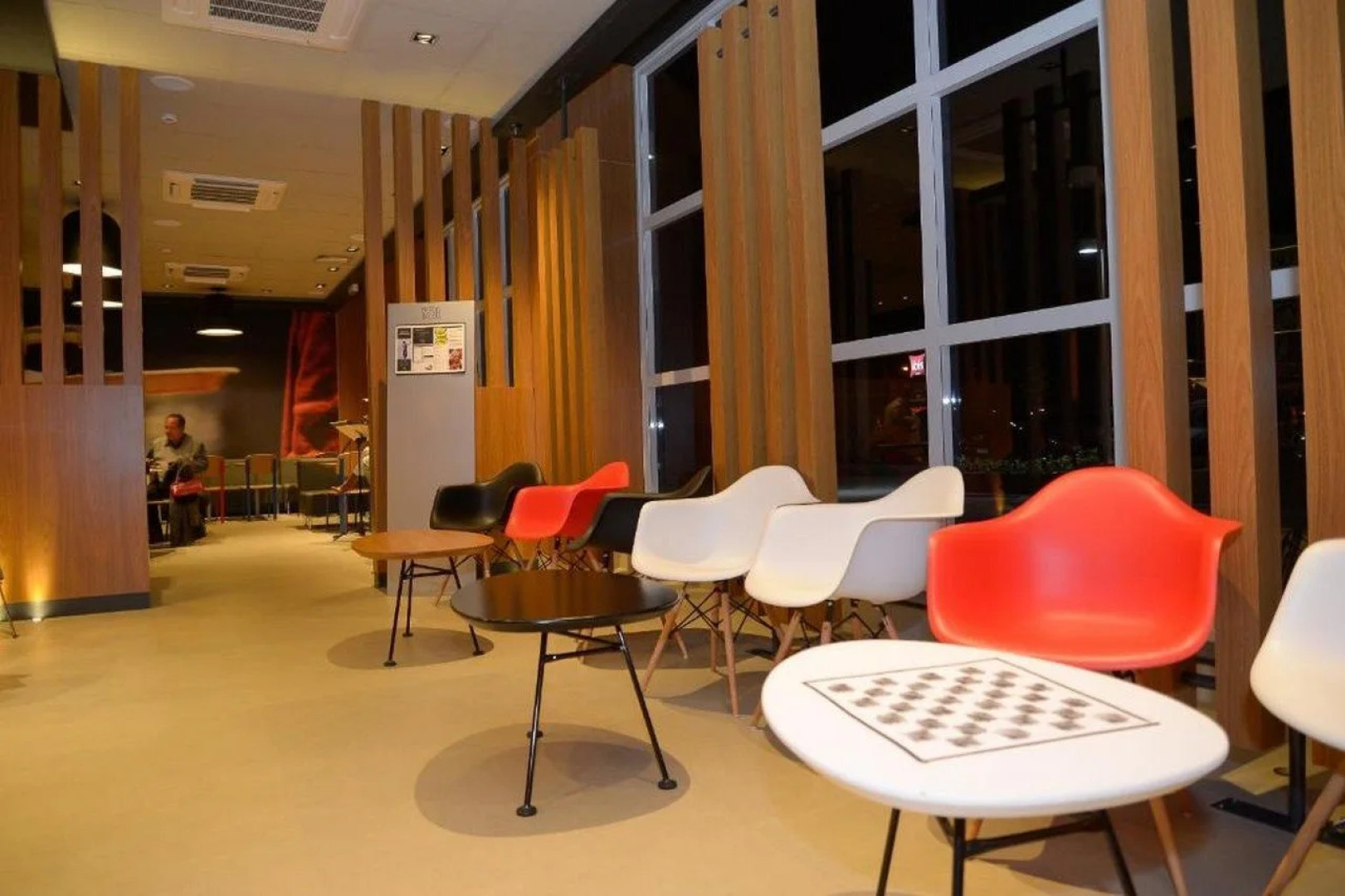 Ibis Guaratinguetá Aparecida