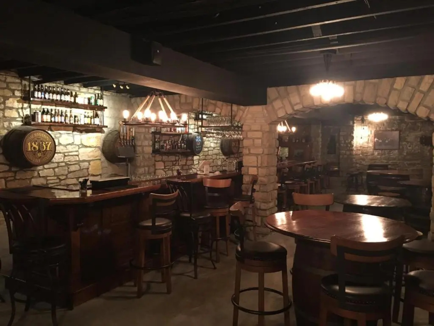 Hermann Crown Suites