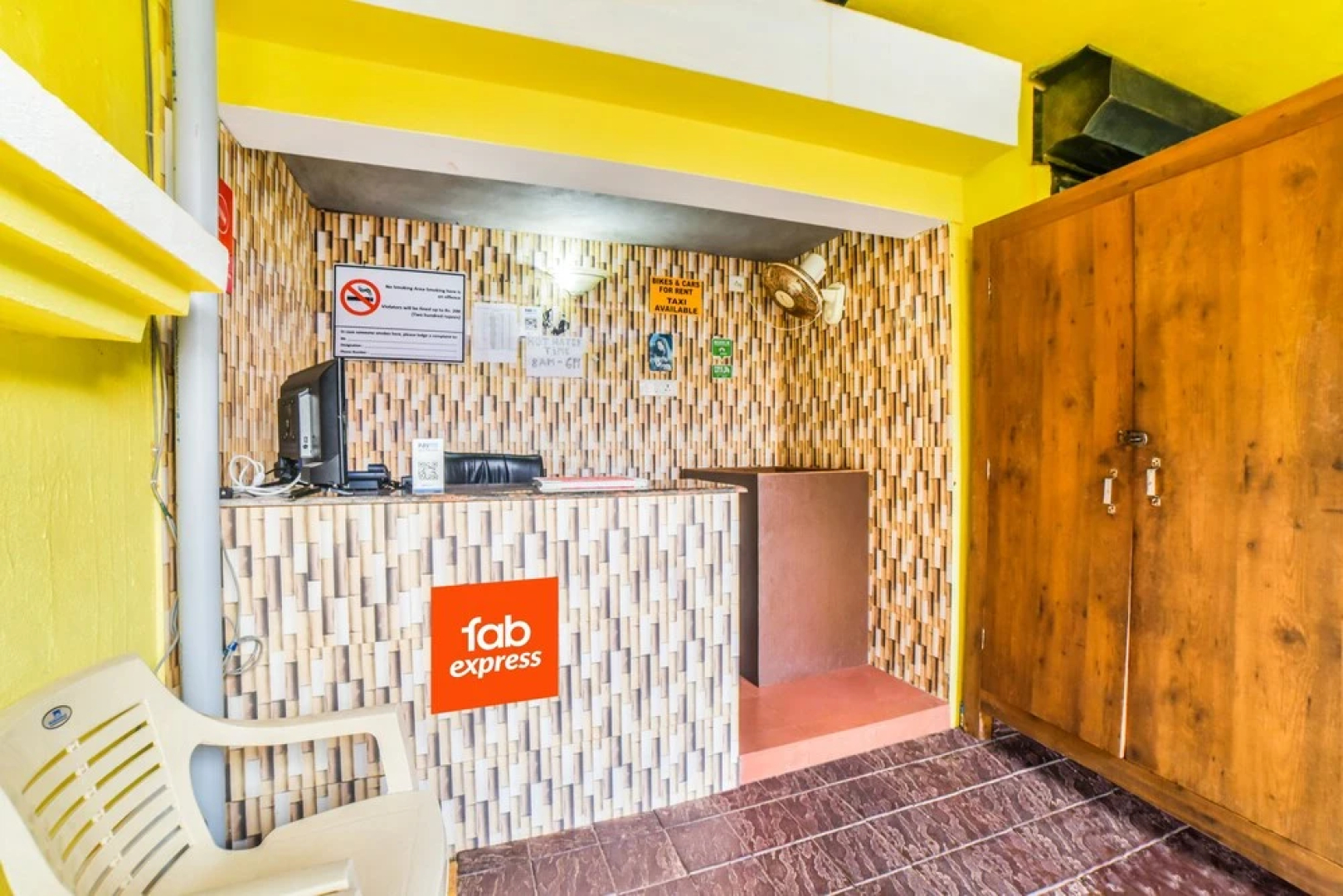 FabHotel Arpora Lakeview