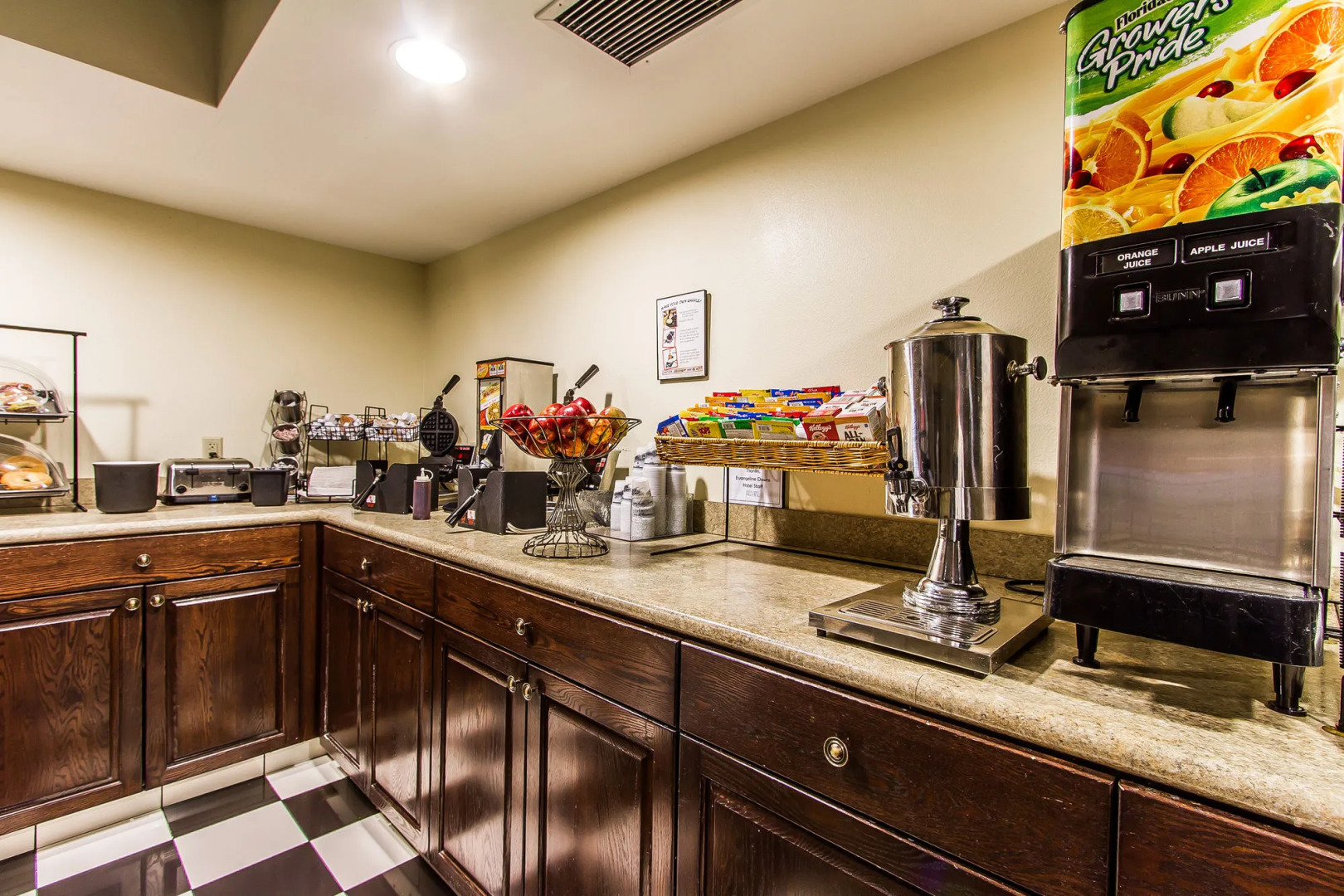 Evangeline Downs Hotel, an Ascend Collection Hotel