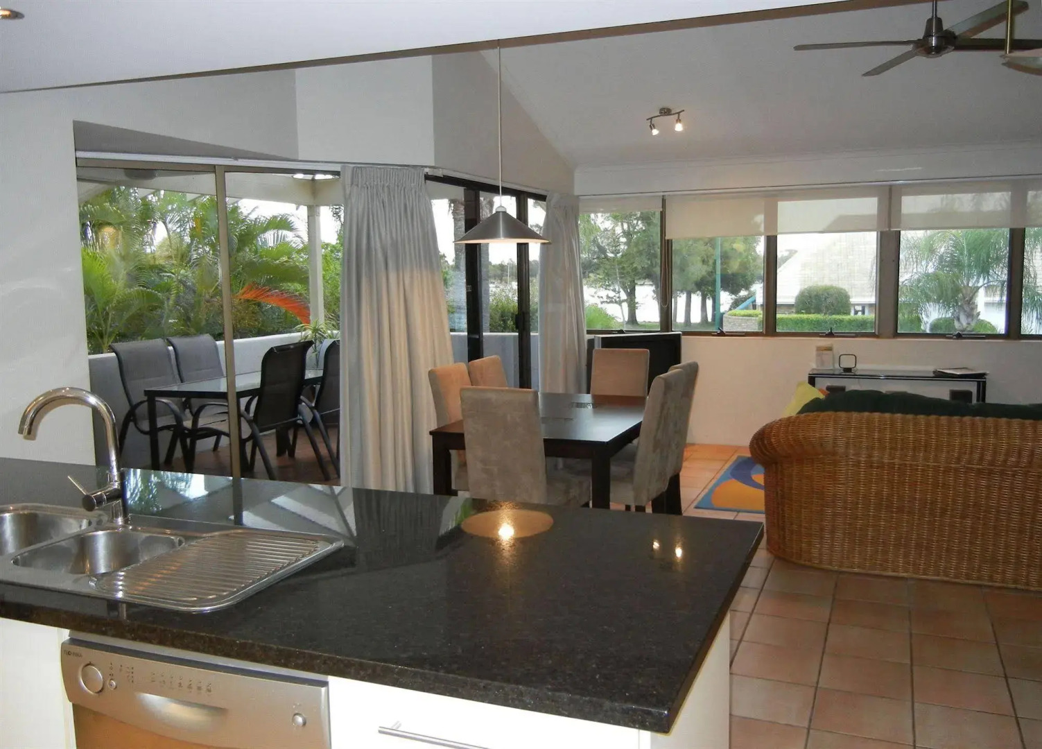 Noosa Boutique Apartments