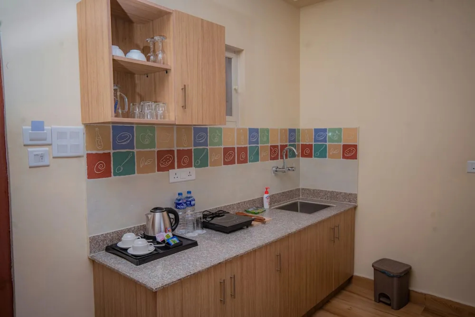 Majestic Lake Front Hotel & Suites