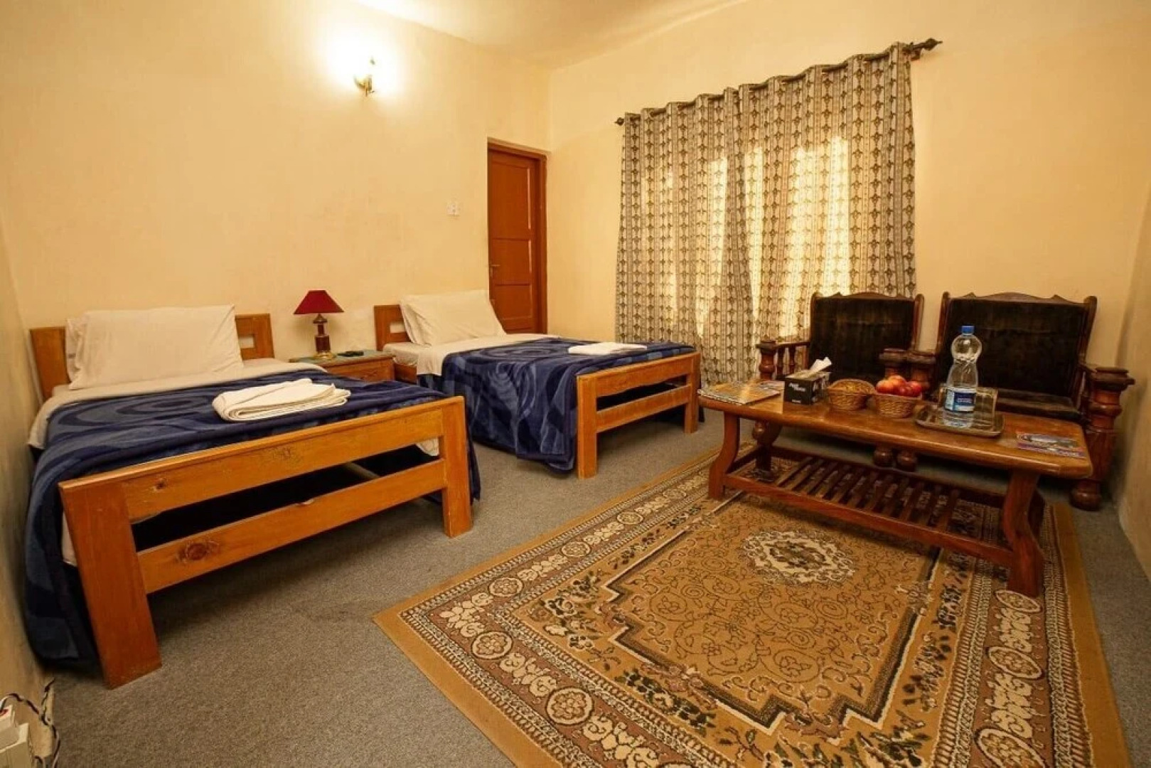 Gulmit Continental Hotel Hunza Valley