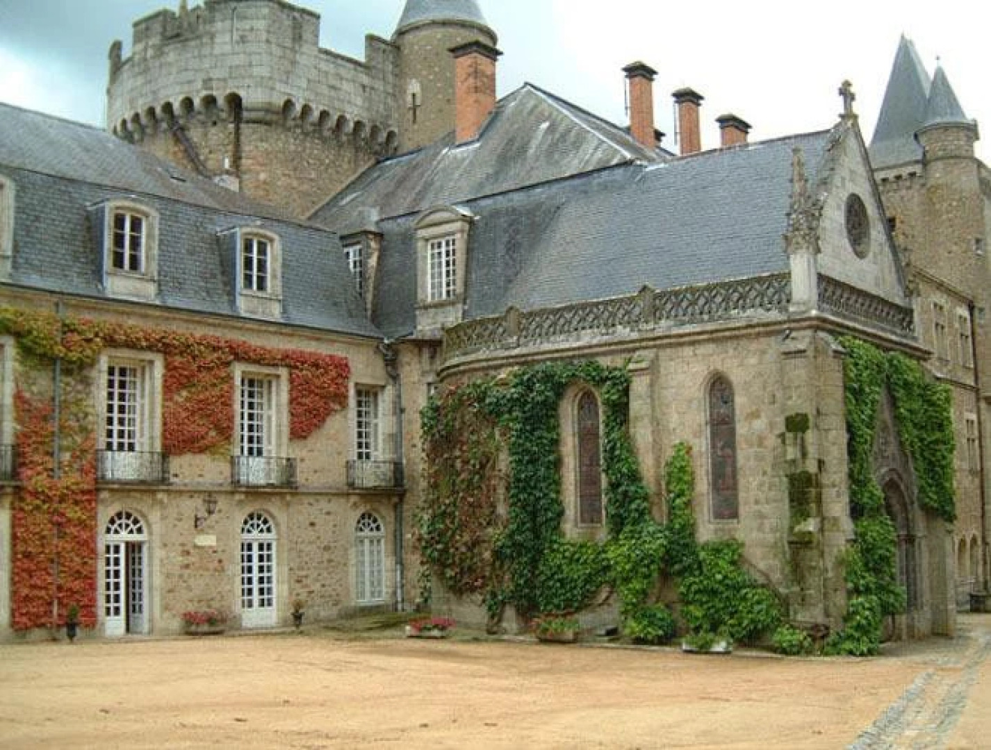 Château de Busset
