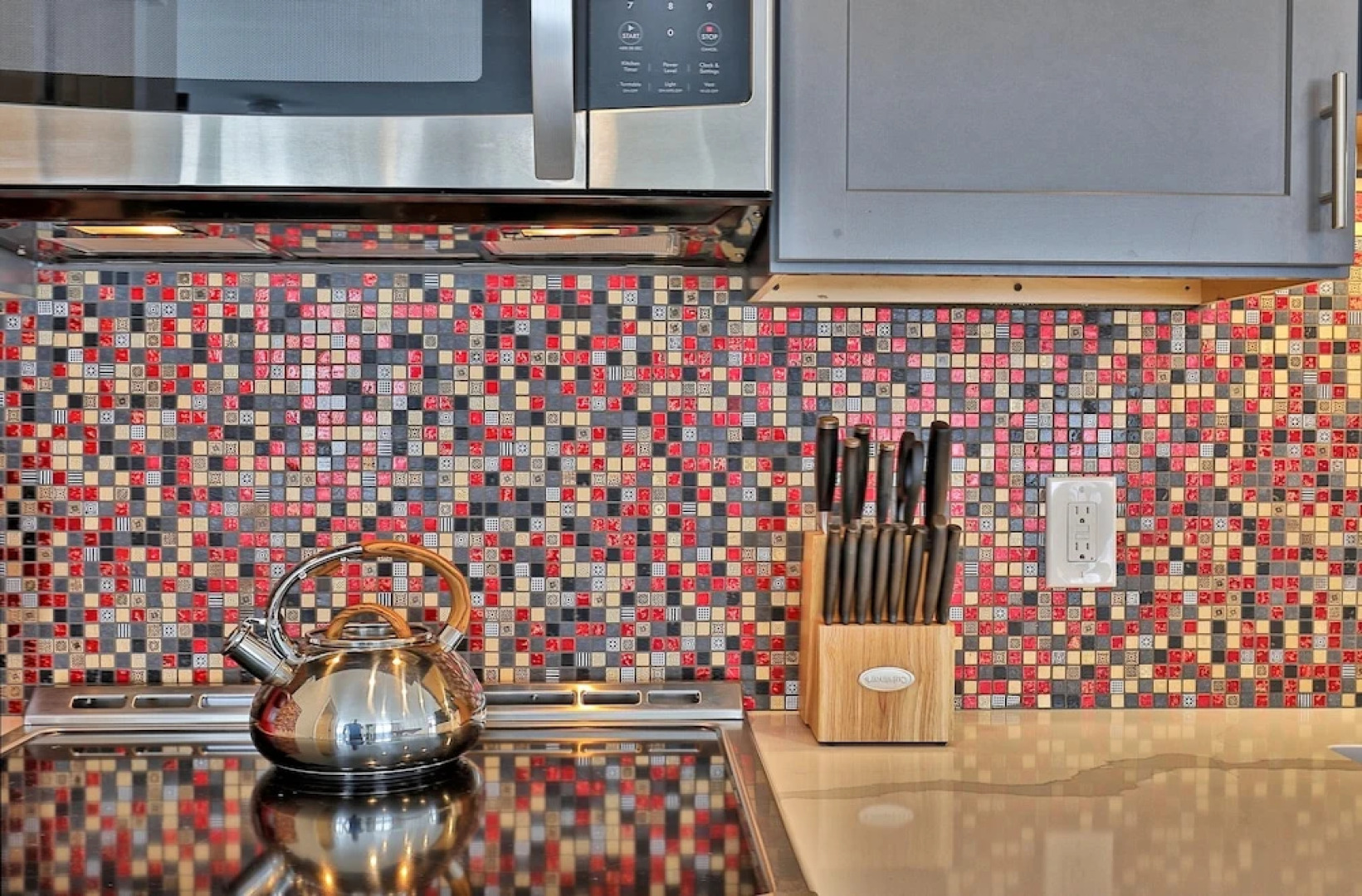 KCIS 612/613 - Forest Suites: Sleeps 10 in Killington Center