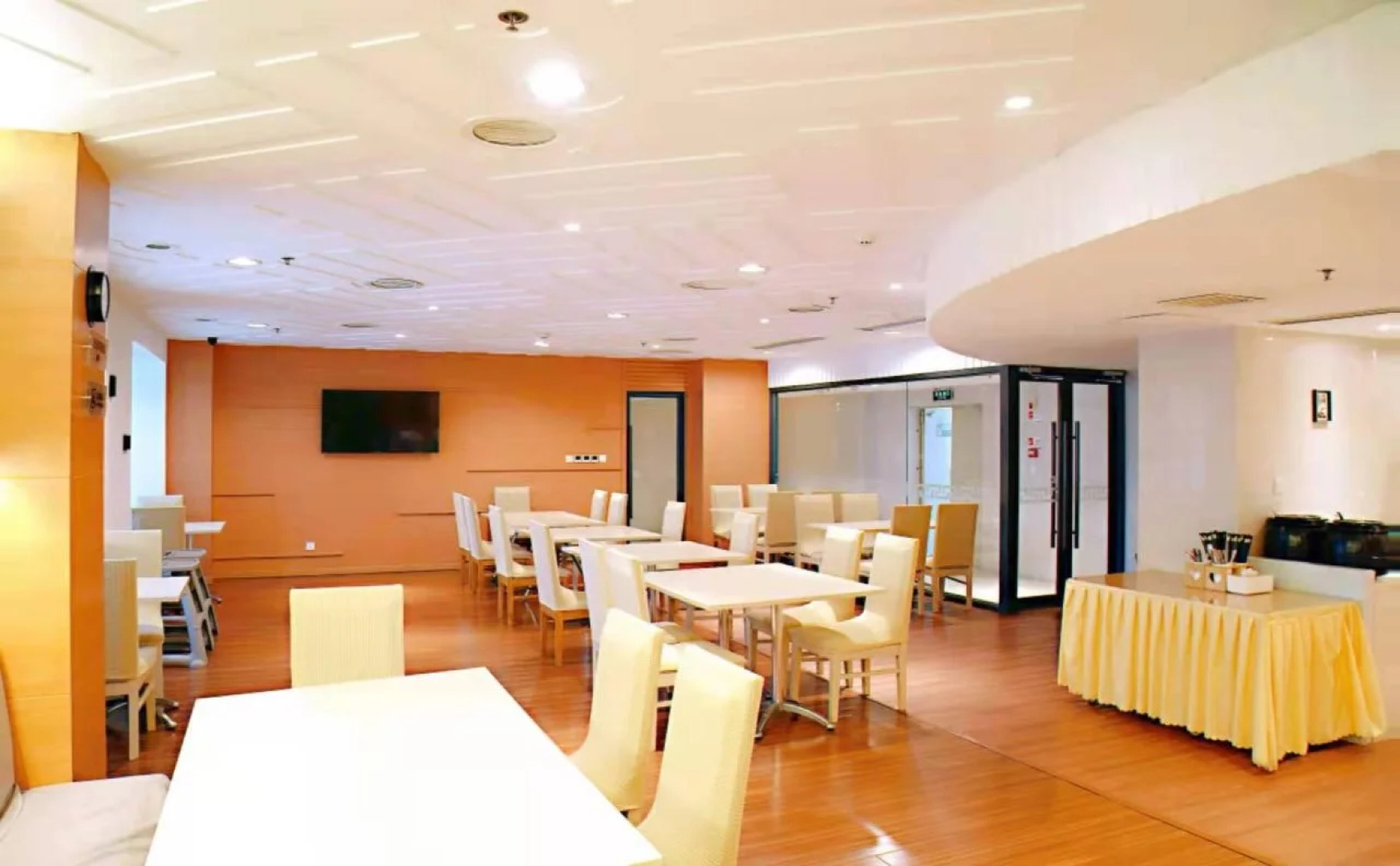 JI Hotel Dalian Development Zone