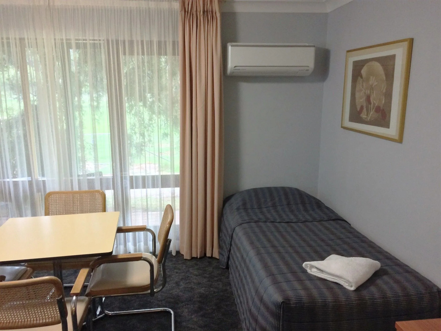 Town & Country Motor Inn Forbes