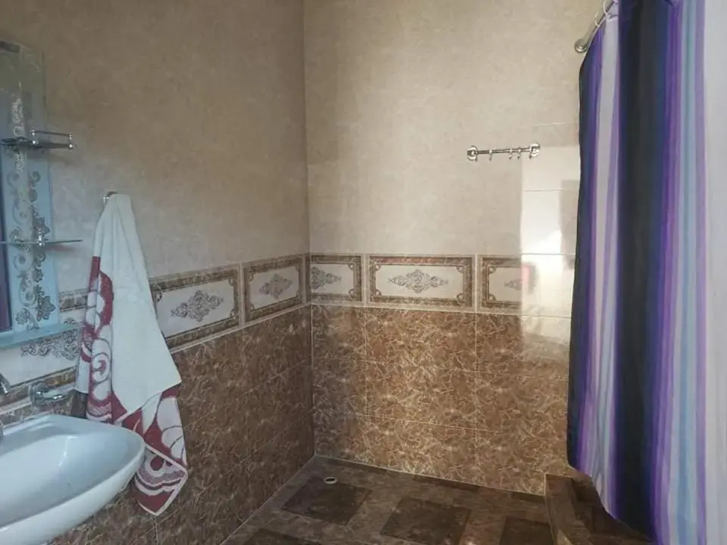 Guest House Champion